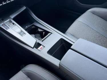 PEUGEOT 308 Hybrid 145 e-DSC6 Allure
