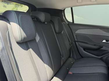 PEUGEOT 308 Hybrid 145 e-DSC6 Allure