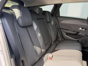 PEUGEOT 308 SW 1.5 BlueHDI 130 EAT8 Allure