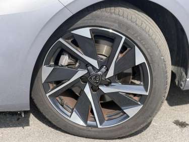 PEUGEOT 308 SW 1.5 BlueHDI 130 EAT8 Allure