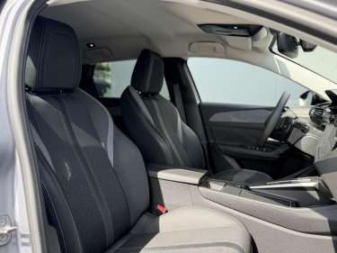 PEUGEOT 308 SW 1.5 BlueHDI 130 EAT8 Allure