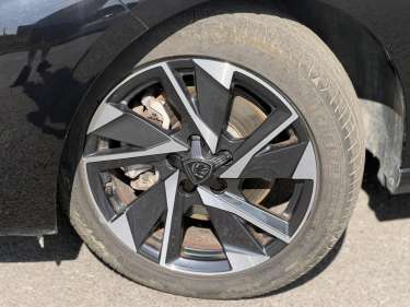 PEUGEOT 308 SW 1.5 BlueHDI 130 EAT8 Allure