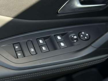 PEUGEOT 308 SW 1.5 BlueHDI 130 EAT8 Allure