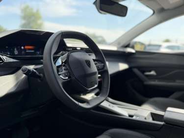 PEUGEOT 308 SW 1.5 BlueHDI 130 EAT8 Allure