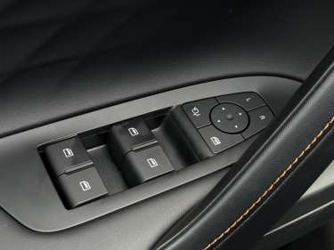 MG MOTOR EHS 1.5 Hybrid+ 224 Luxury
