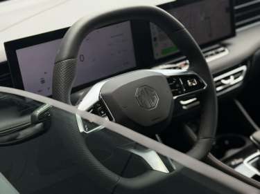 MG MOTOR EHS 1.5 Hybrid+ 224 Luxury