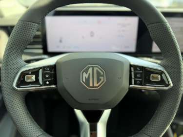 MG MOTOR EHS 1.5 Hybrid+ 224 Luxury