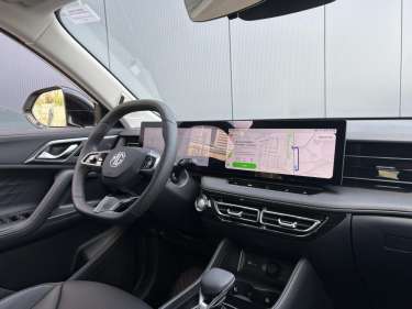 MG MOTOR EHS 1.5 Hybrid+ 224 Luxury