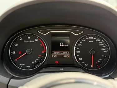 AUDI A3 SPORTBACK 30 TFSI 116 S-Tronic Business Line