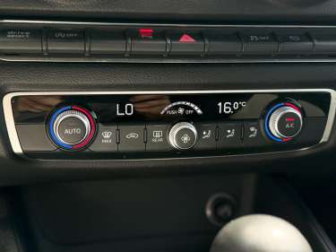 AUDI A3 SPORTBACK 30 TFSI 116 S-Tronic Business Line