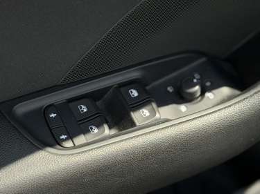 AUDI A3 SPORTBACK 30 TFSI 116 S-Tronic Business Line