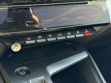 PEUGEOT 408 1.6 PHEV 180 e-EAT8 GT