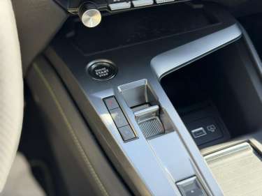 PEUGEOT 408 1.6 PHEV 180 e-EAT8 GT