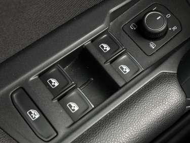 VW TIGUAN 2.0 TDI 150 DSG7 R-Line