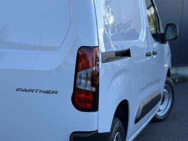 PEUGEOT PARTNER FOURGON M 1.5 BlueHDI 100 Pack Premium Connect