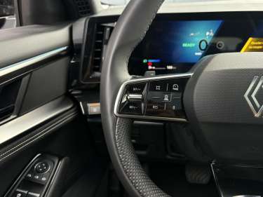 RENAULT AUSTRAL E-Tech Full Hybrid 200 Techno