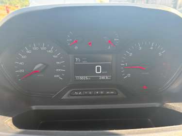 PEUGEOT PARTNER STANDARD 1.5 BlueHDI 100