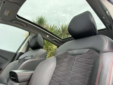 RENAULT KADJAR 1.3 TCE 140 EDC Black Edition