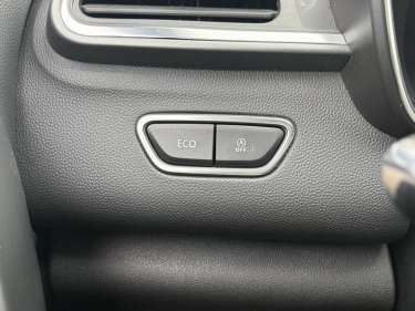 RENAULT KADJAR 1.3 TCE 140 EDC Black Edition
