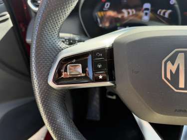 MG MOTOR ZS 1.5 Hybrid+ 197 Luxury