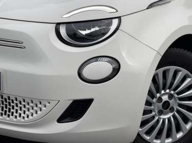 FIAT 500e 3+1 95ch 23.8kWh