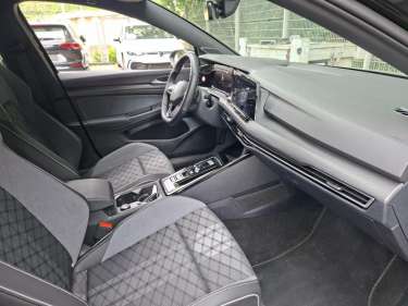 VW GOLF 8 1.5 eTSI 150 DSG R-Line