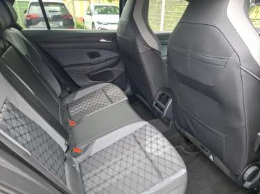 VW GOLF 8 1.5 eTSI 150 DSG R-Line