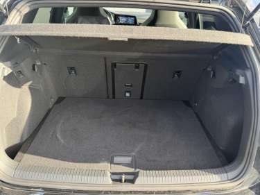 VW GOLF 8 1.5 eTSI 150 DSG R-Line