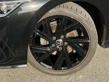 VW GOLF 8 1.5 eTSI 150 DSG R-Line