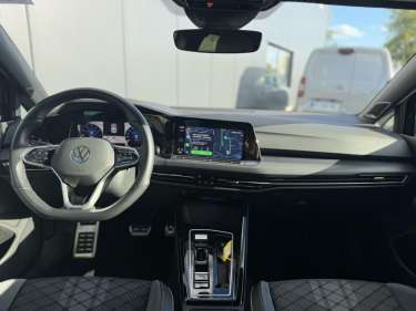 VW GOLF 8 1.5 eTSI 150 DSG R-Line