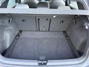 VW GOLF 8 1.5 eTSI 150 DSG R-Line