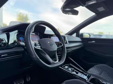VW GOLF 8 1.5 eTSI 150 DSG R-Line