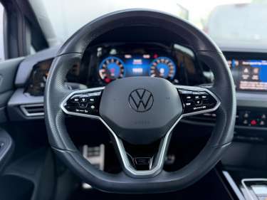 VW GOLF 8 1.5 eTSI 150 DSG R-Line