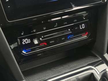 VW GOLF 8 2.0 TSI 190 DSG Style