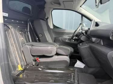 PEUGEOT PARTNER LONG 1.5 BlueHDI 130 EAT8