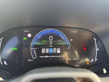 TOYOTA YARIS CROSS 1.5 HYBRID 130CH E-CVT Design