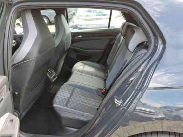 VW GOLF 8 1.5 TSI 130 R-Line