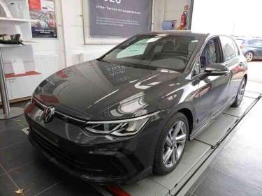 VW GOLF 8 1.5 TSI 130 R-Line