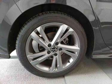 VW GOLF 8 1.5 TSI 130 R-Line